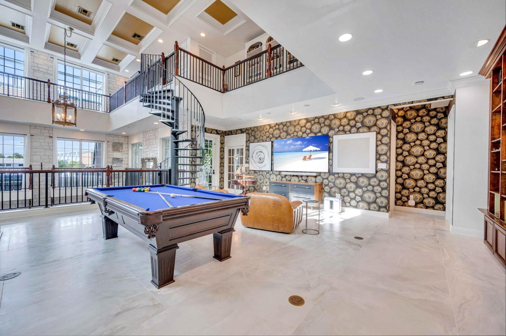 The Modern Castle Canal View Access Rooftop Living Greenhouse Vlllas Fort Lauderdale