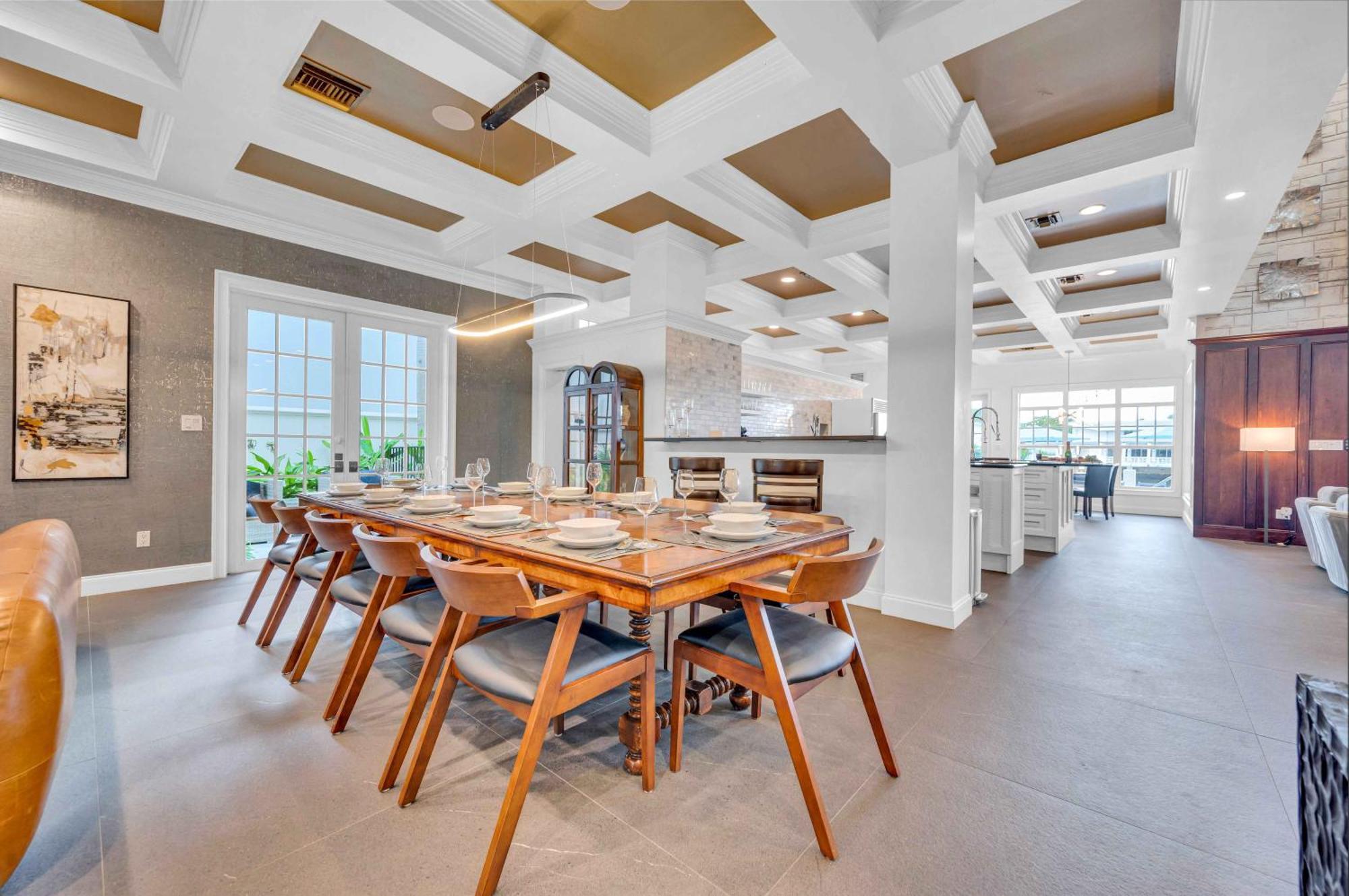 The Modern Castle Canal View Access Rooftop Living Greenhouse Vlllas Fort Lauderdale