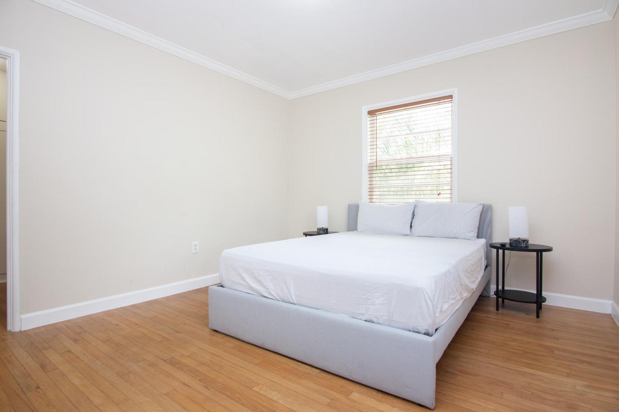 1-bdrm - 5 Minutes Walking Olas