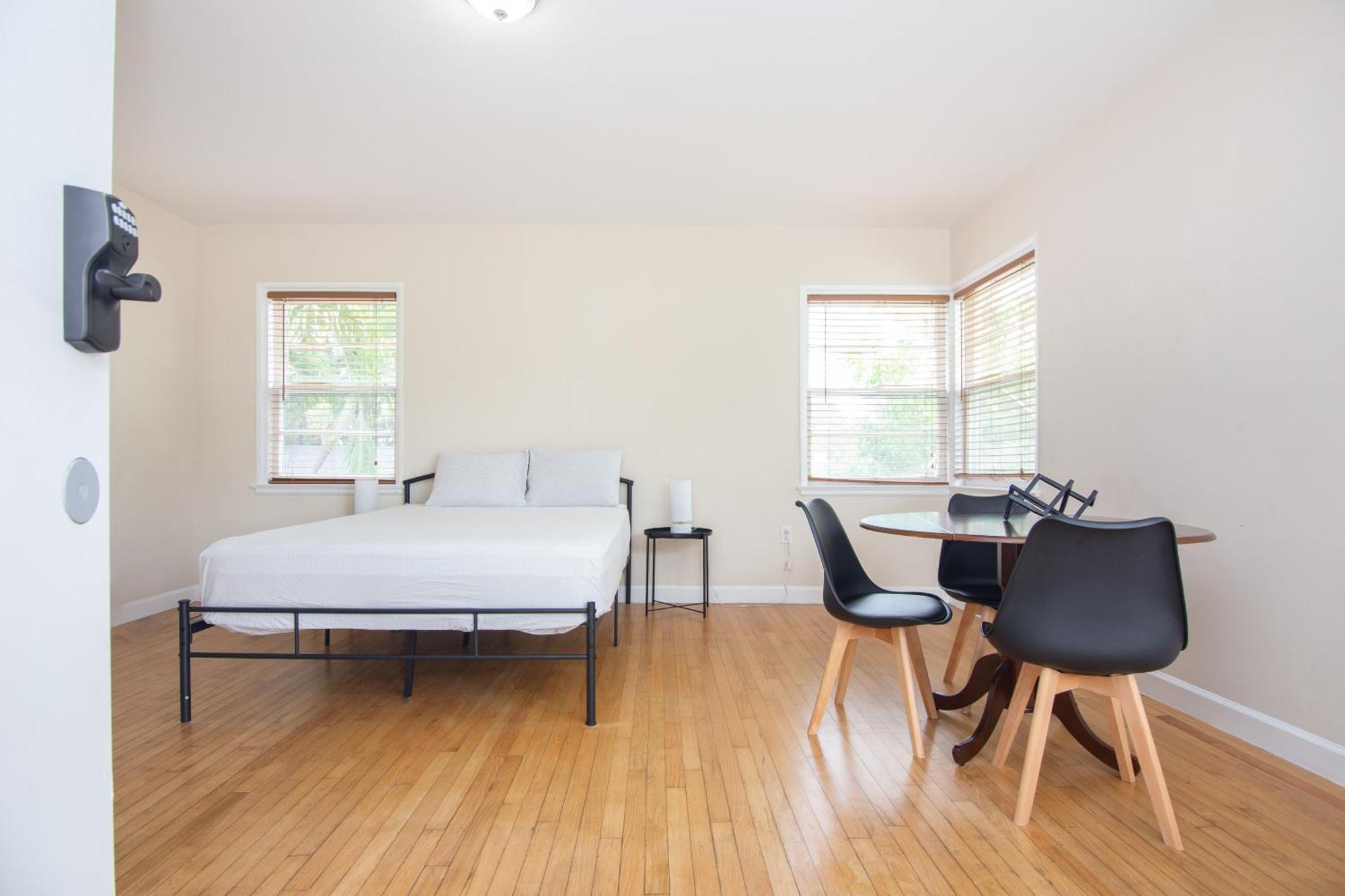 Apartment 1-bdrm - 5 Minutes Walking Olas