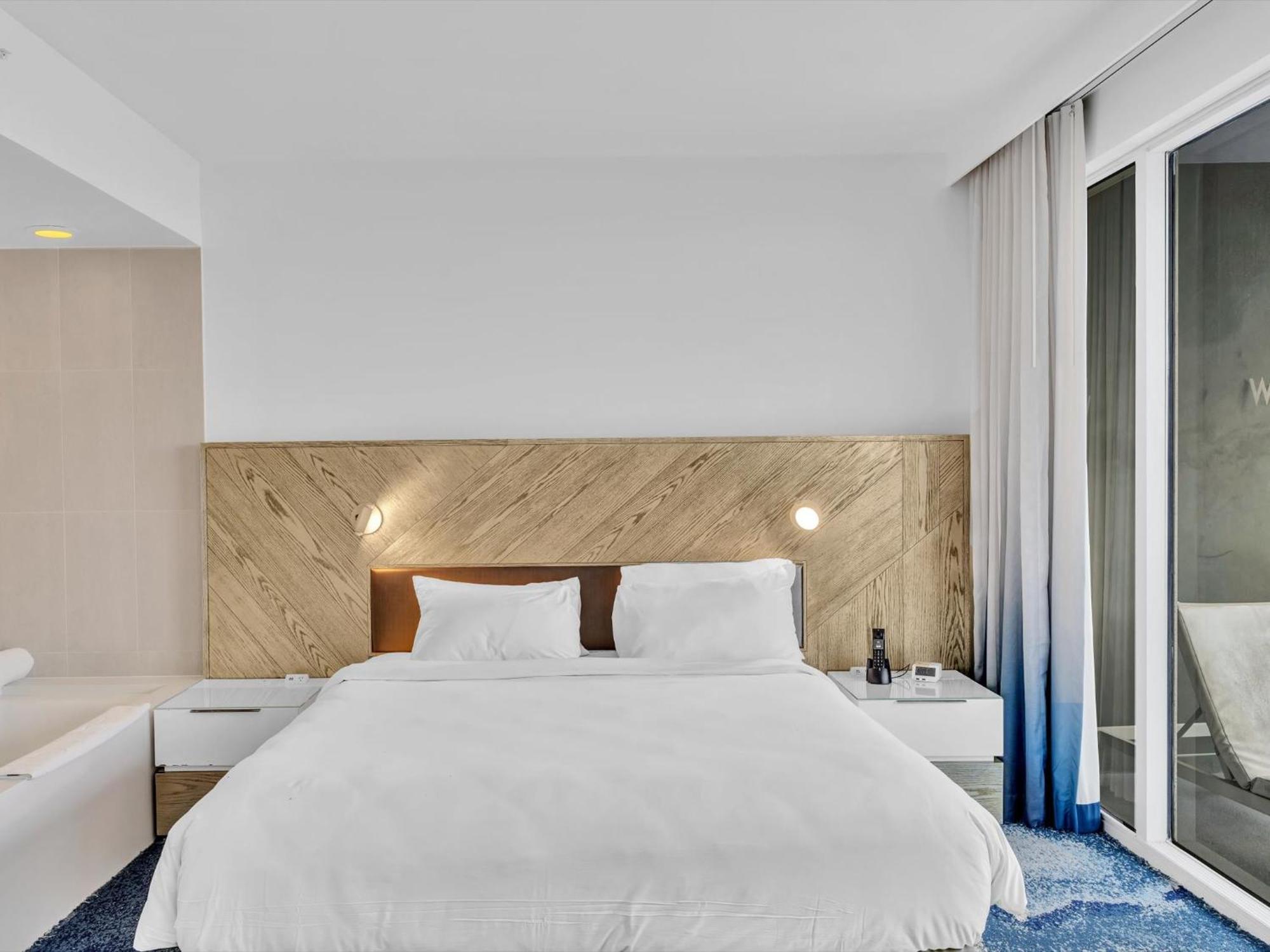 Apartment Fll W Residence Penthouse, Amazing Birds Eye Views! *