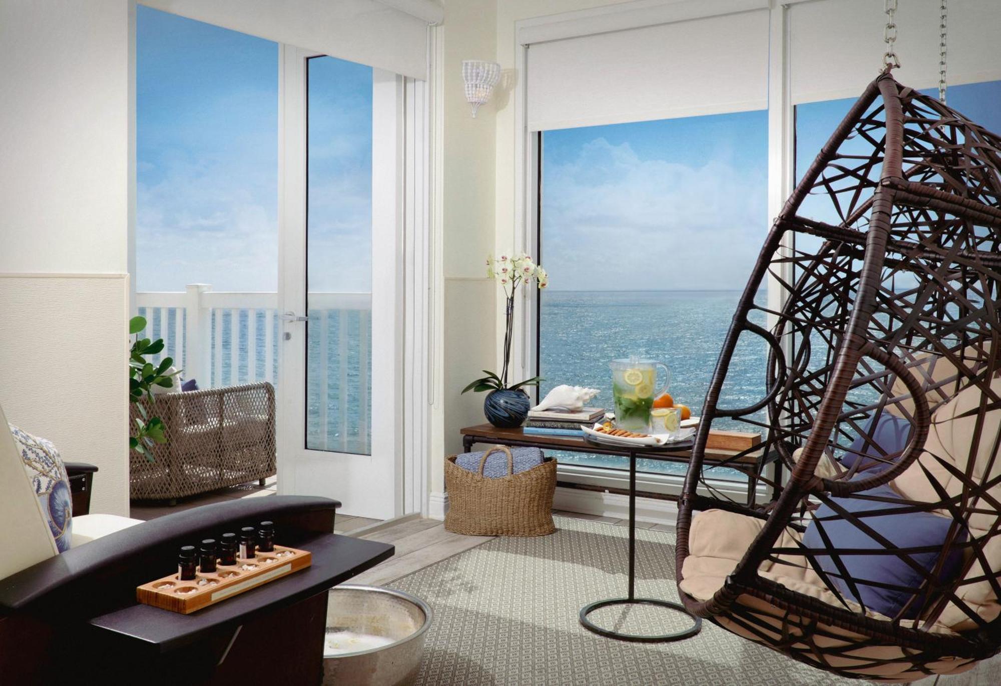 Pelican Grand Resort, A Noble House 4*