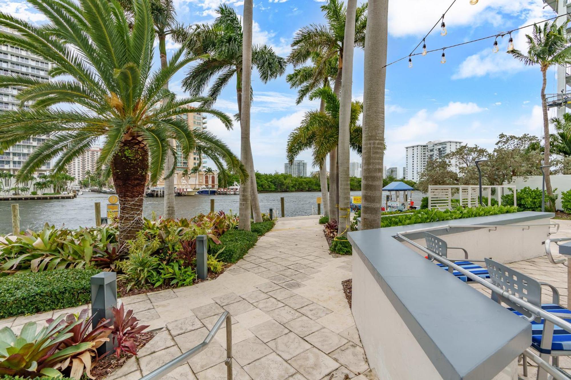 Gallery One Waterfront Suite, 5 Min Walk To Fort Lauderdale
