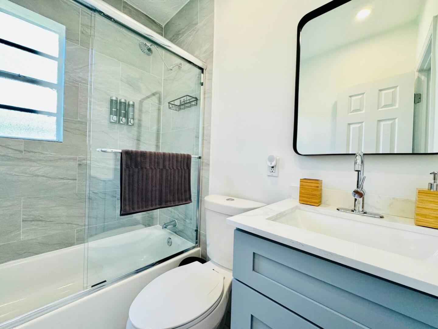 Lauderdale Getaway Near & Airport Holiday home Fort Lauderdale