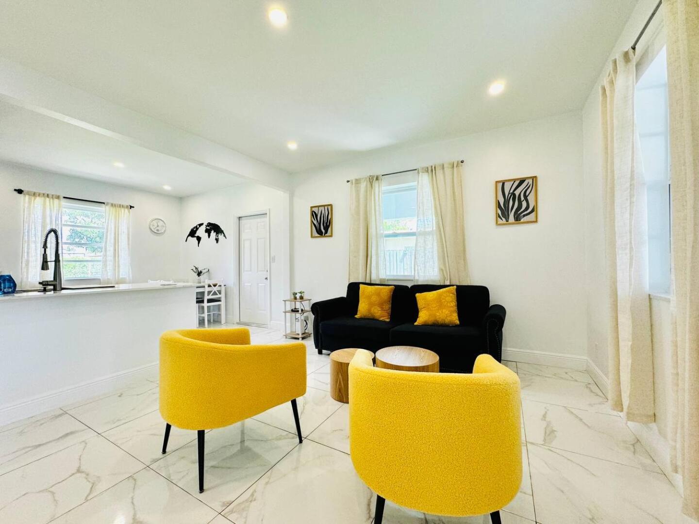 Holiday home Lauderdale Getaway Near & Airport