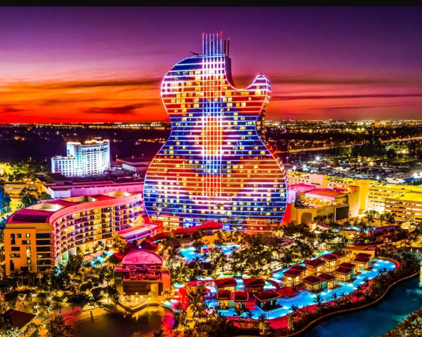 Lauderdale Getaway Near & Airport *