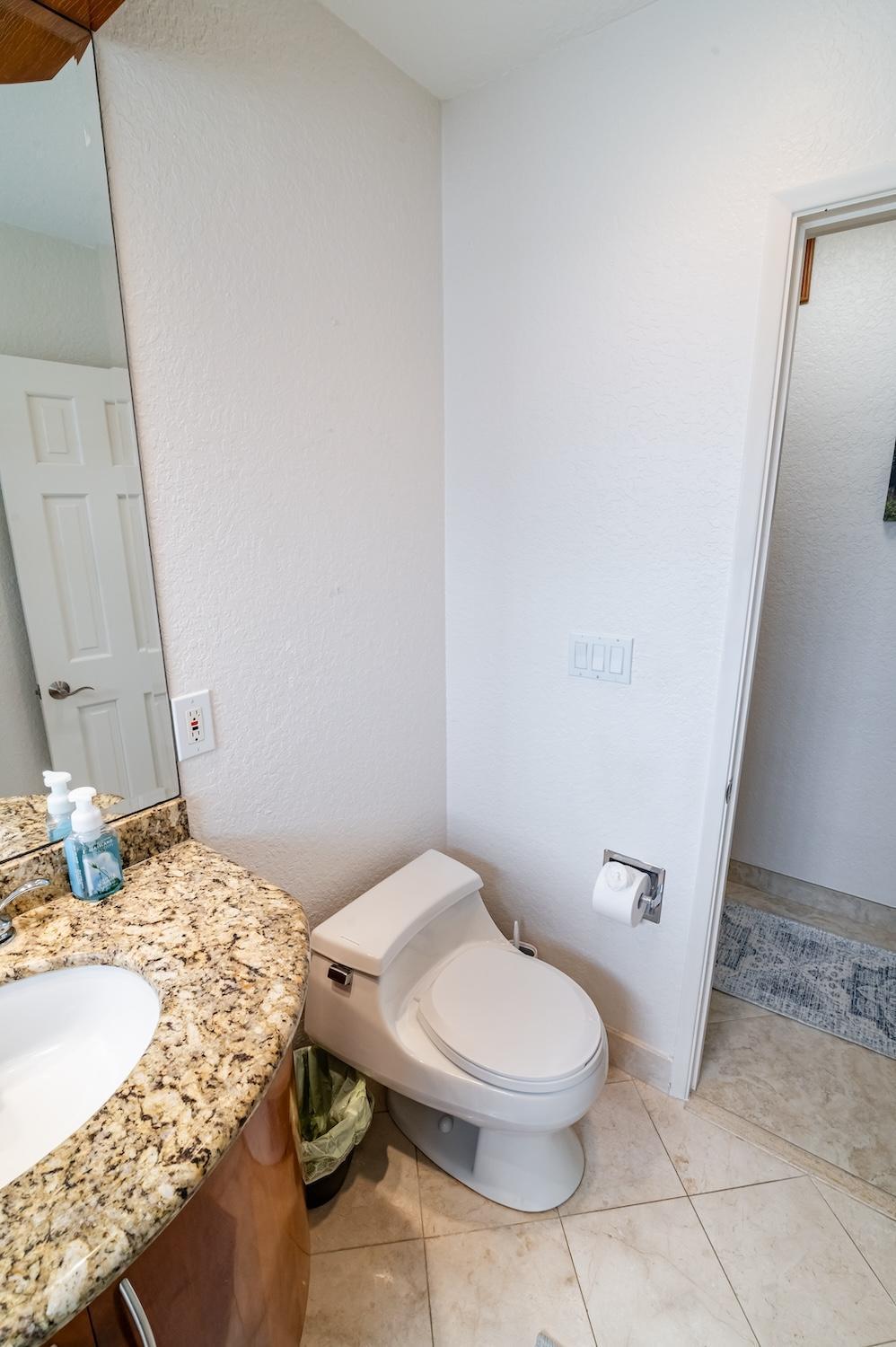 Charming 2br Waterfront House *