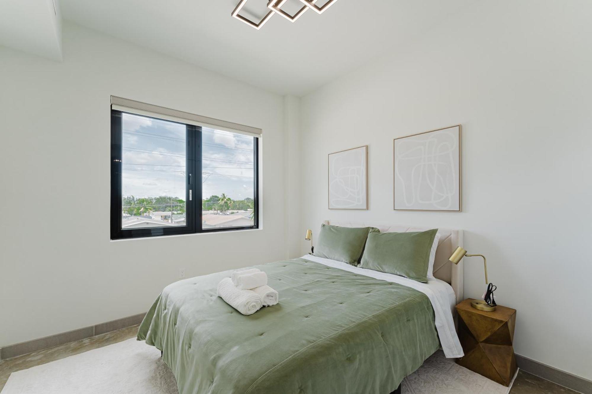 Ultra Luxe In Prime Location Fort Lauderdale