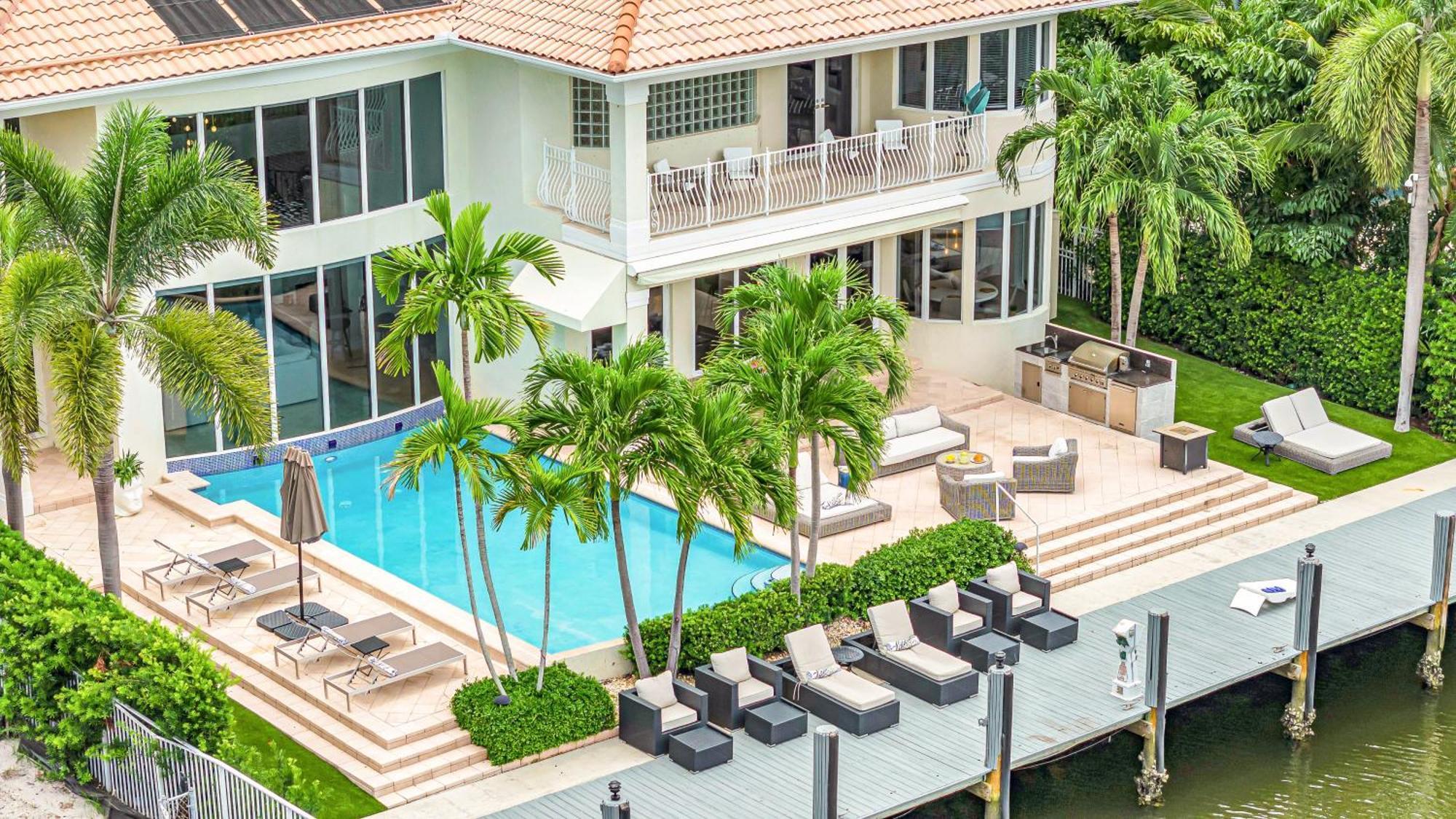 Mediterranean Venice Of America Riverside View Access Fiesta Key Vlllas Villa *