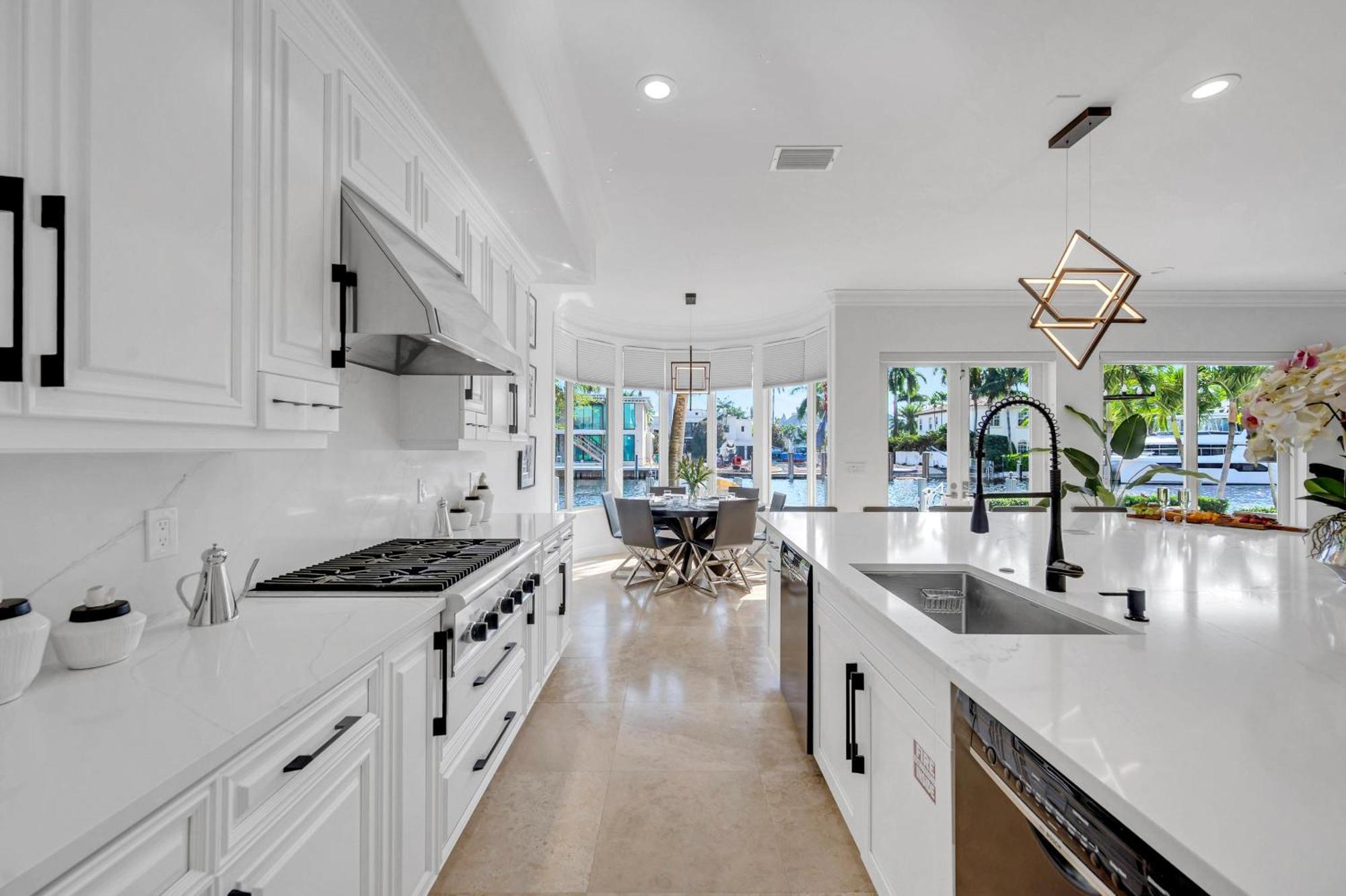 Villa Mediterranean Venice Of America Riverside View Access Fiesta Key Vlllas *
