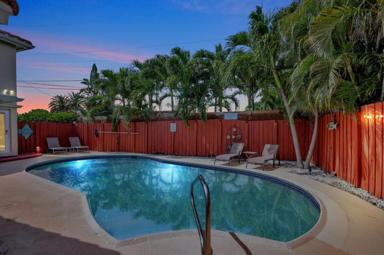 Trendy 1br 2ba Heated Pool Short Walk To The Holiday home *