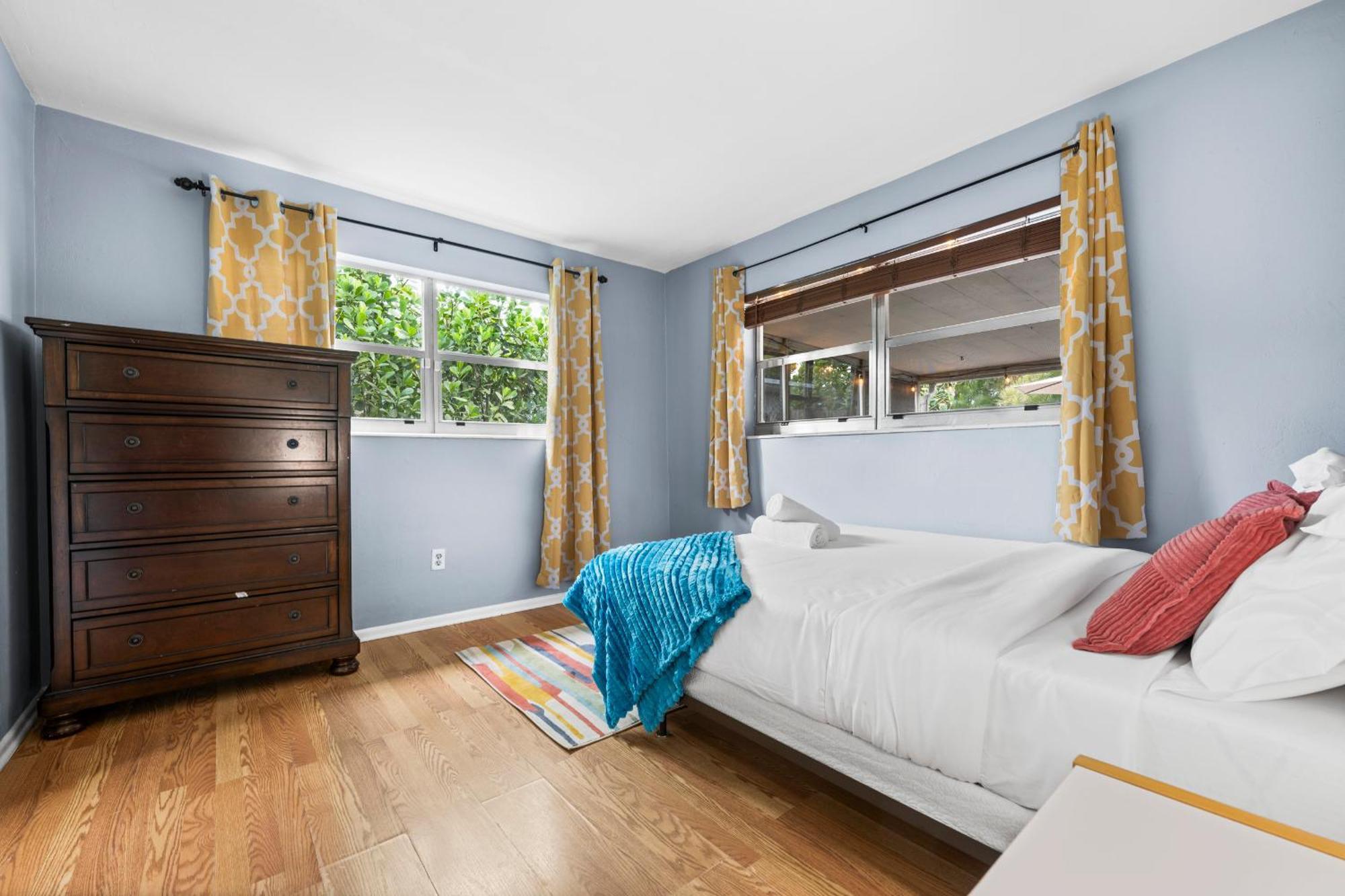 3br Mini Oasis - Pool, Game Lounge And Near Beaches Holiday home Fort Lauderdale