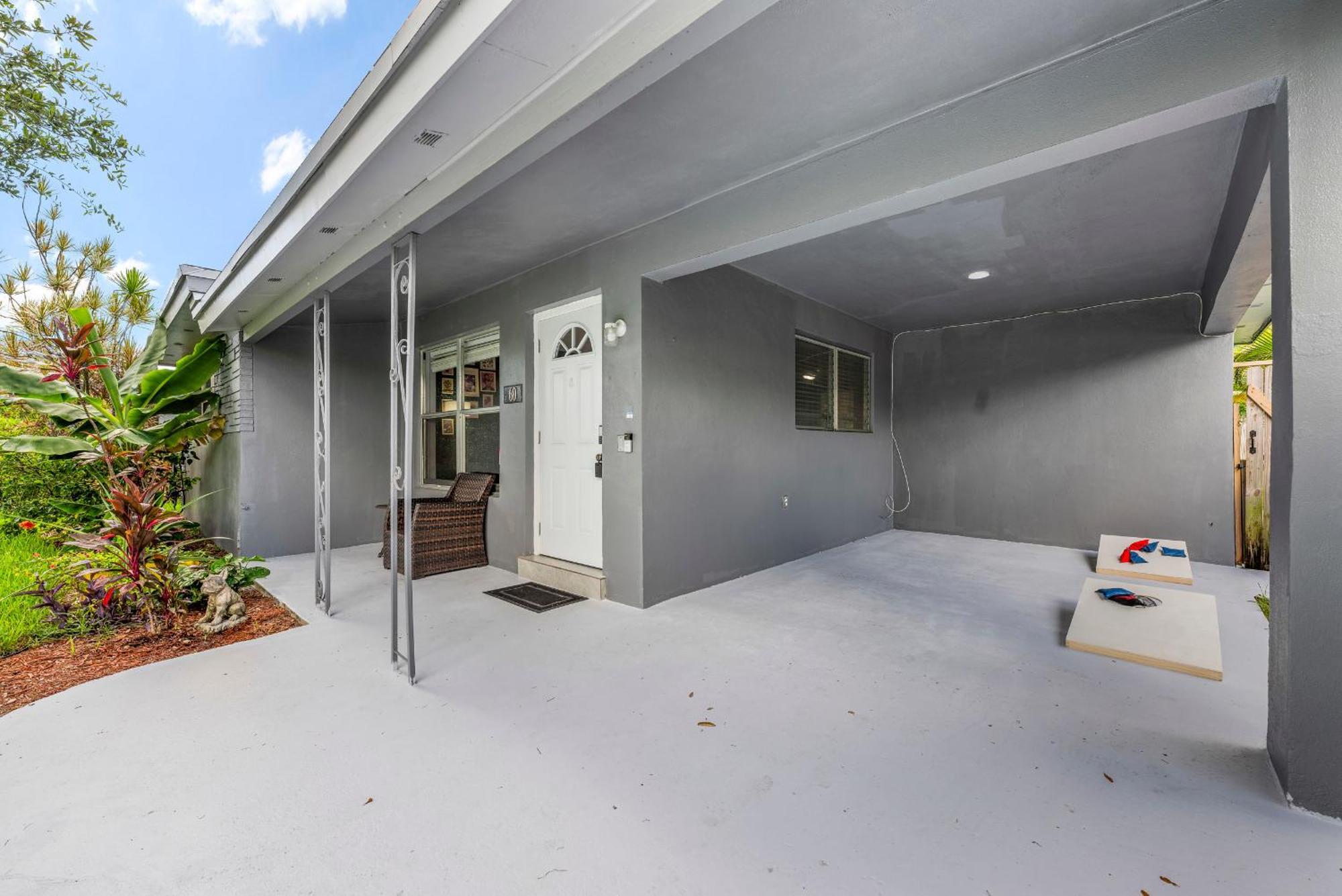 3br Mini Oasis - Pool, Game Lounge And Near Beaches *