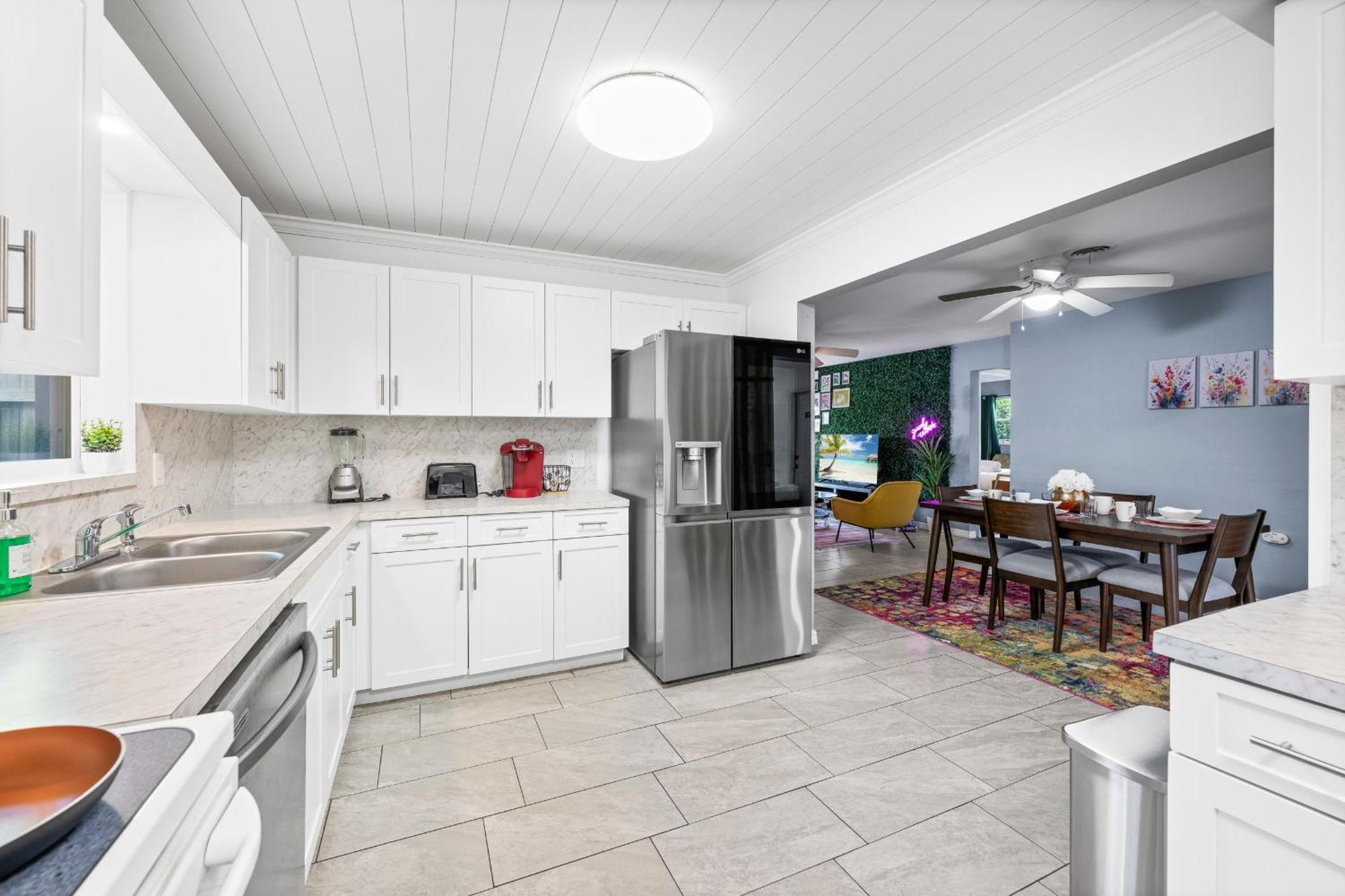 3br Mini Oasis - Pool, Game Lounge And Near Beaches *