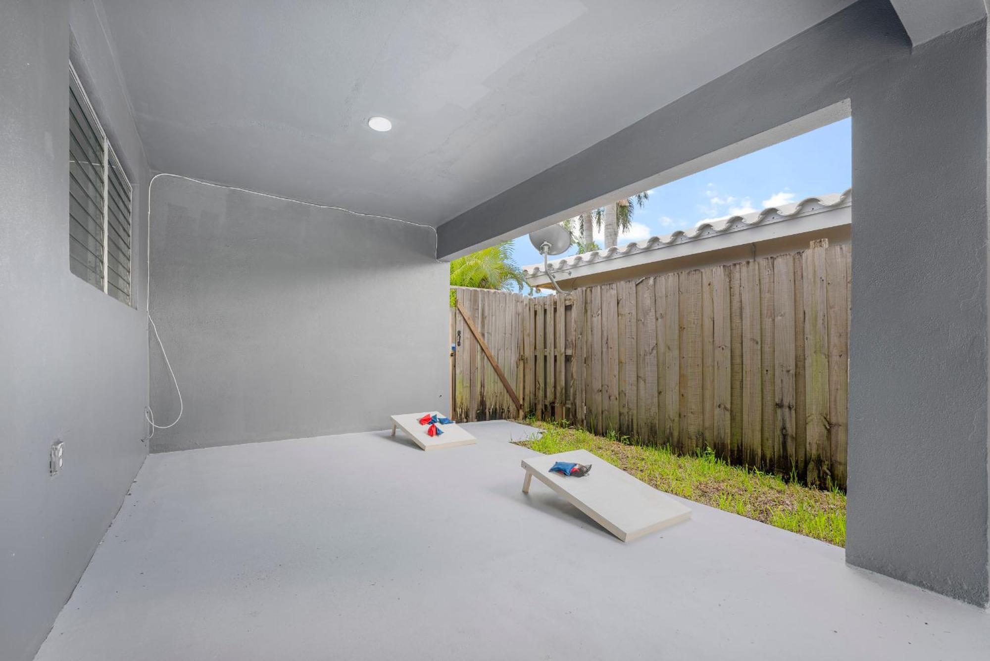Holiday home 3br Mini Oasis - Pool, Game Lounge And Near Beaches *