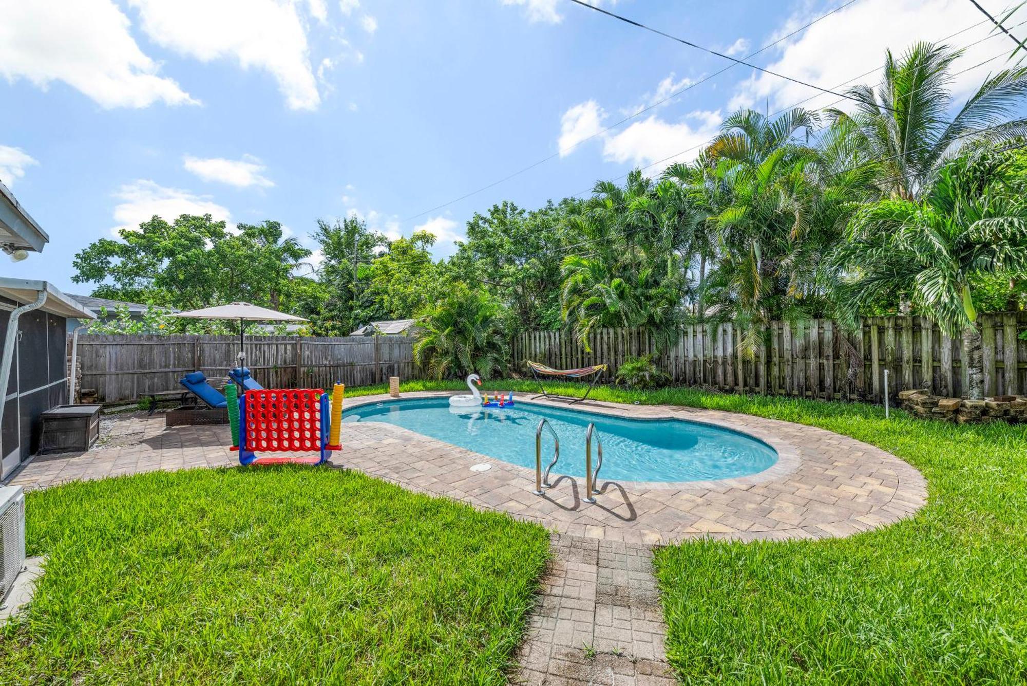 Holiday home 3br Mini Oasis - Pool, Game Lounge And Near Beaches Fort Lauderdale