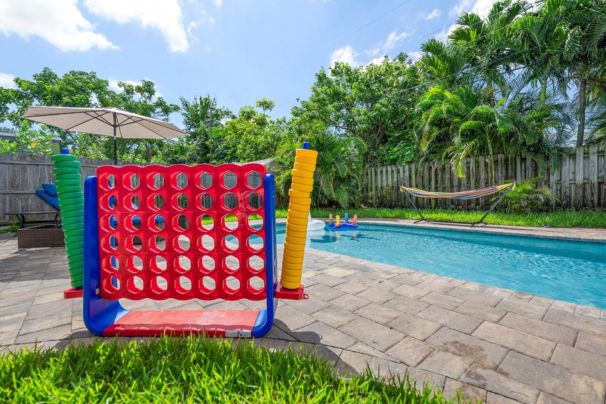 Holiday home 3br Mini Oasis - Pool, Game Lounge And Near Beaches *