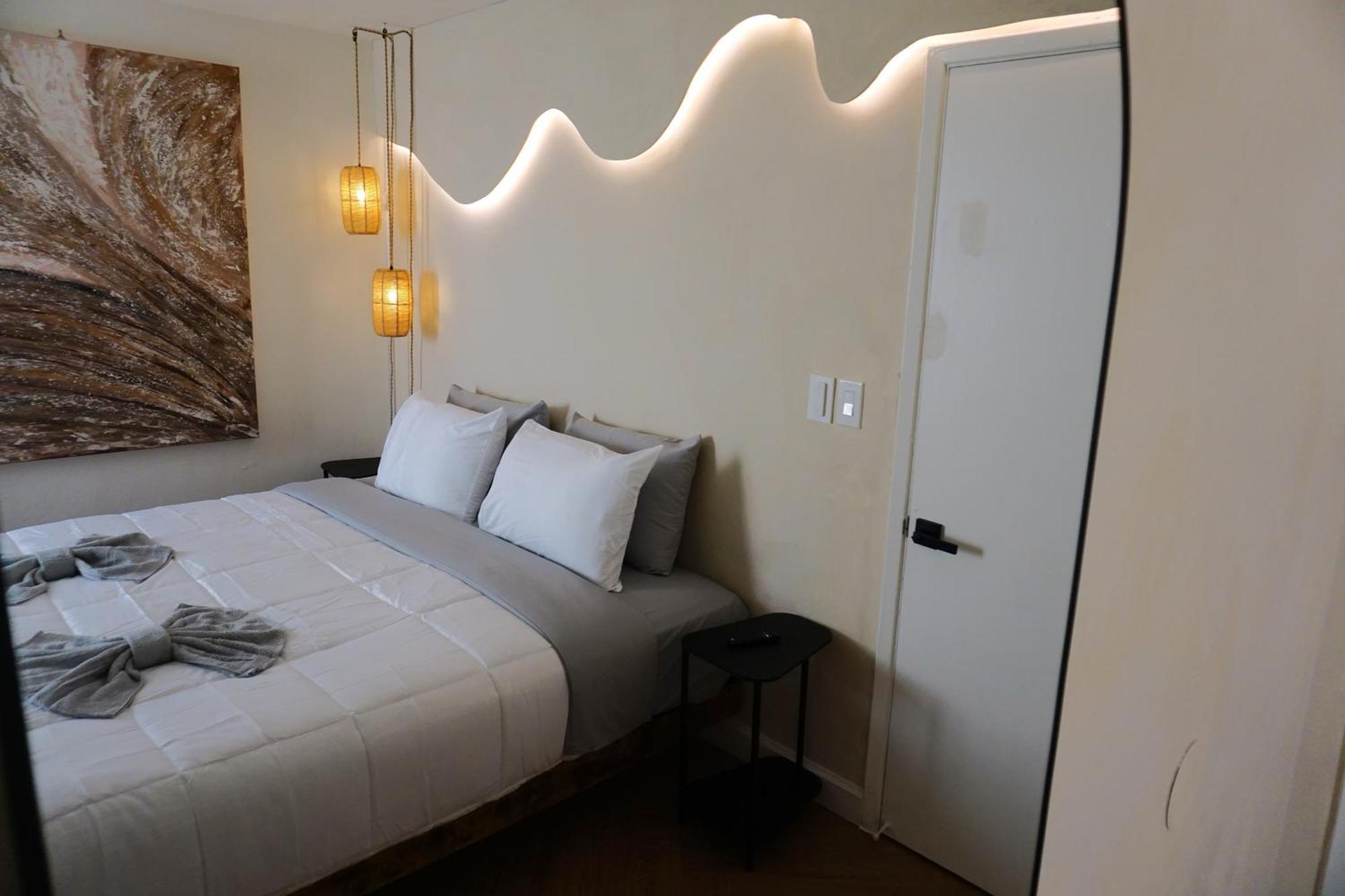 Modern Oasis, King Bed Pet Friendly 10m To *