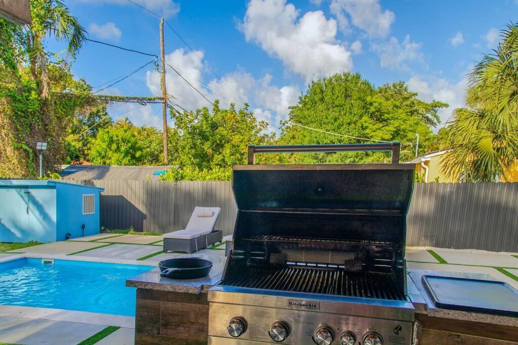 Holiday home Modern Lux 3br 2ba With Heated Pool