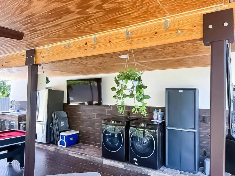 Holiday home Modern Lux 3br 2ba With Heated Pool Fort Lauderdale