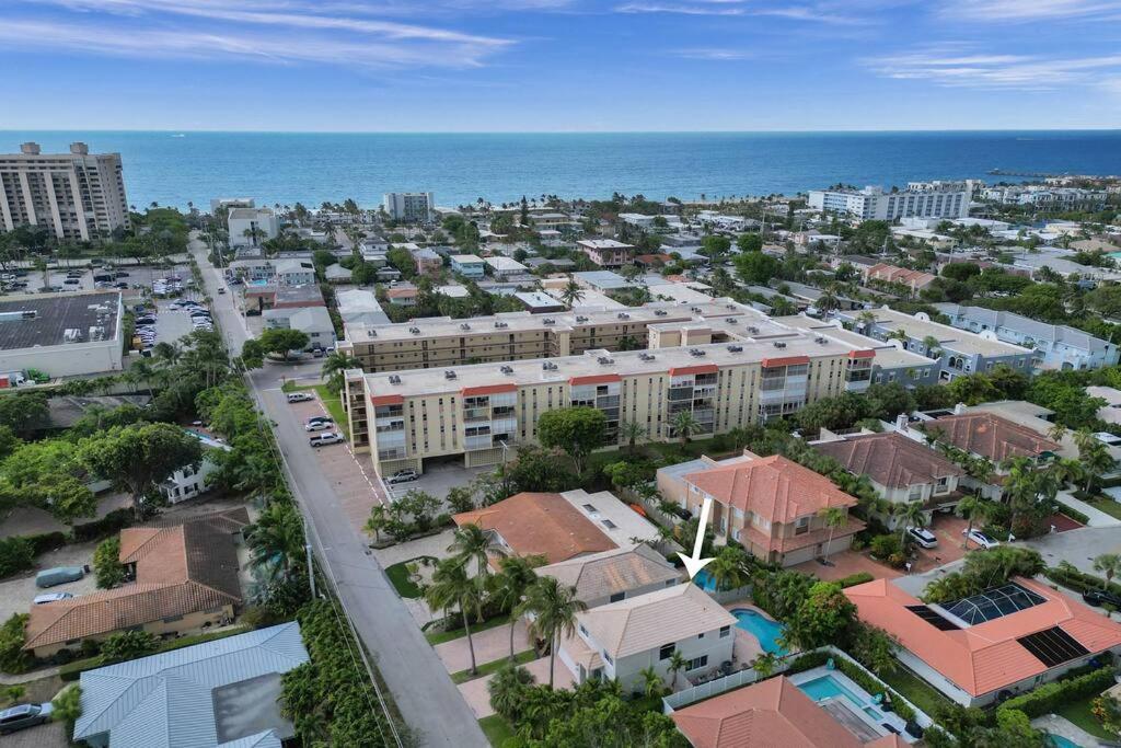 Villa Blissful In Amazing Location With Heated Pool 3 Blocks To In Your Toes!