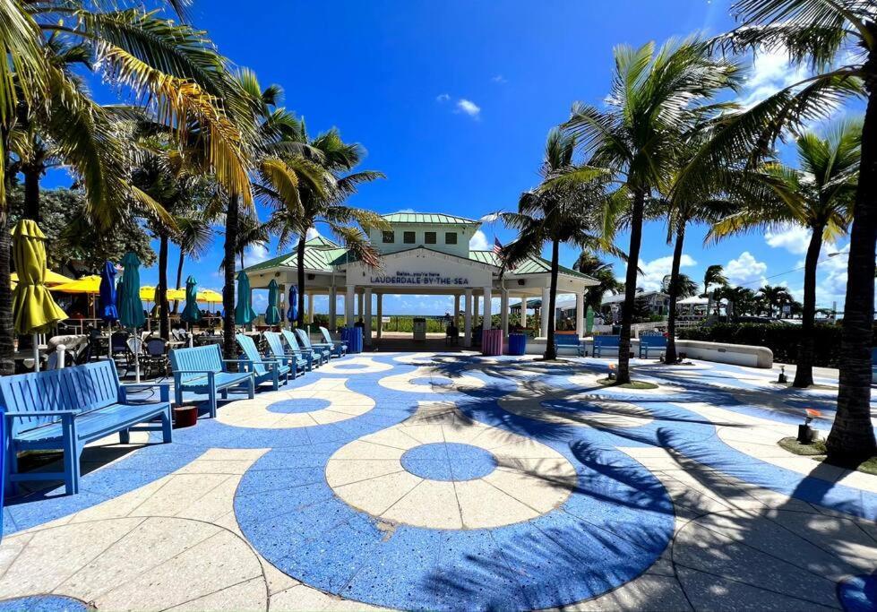 Villa Blissful In Amazing Location With Heated Pool 3 Blocks To In Your Toes! Fort Lauderdale