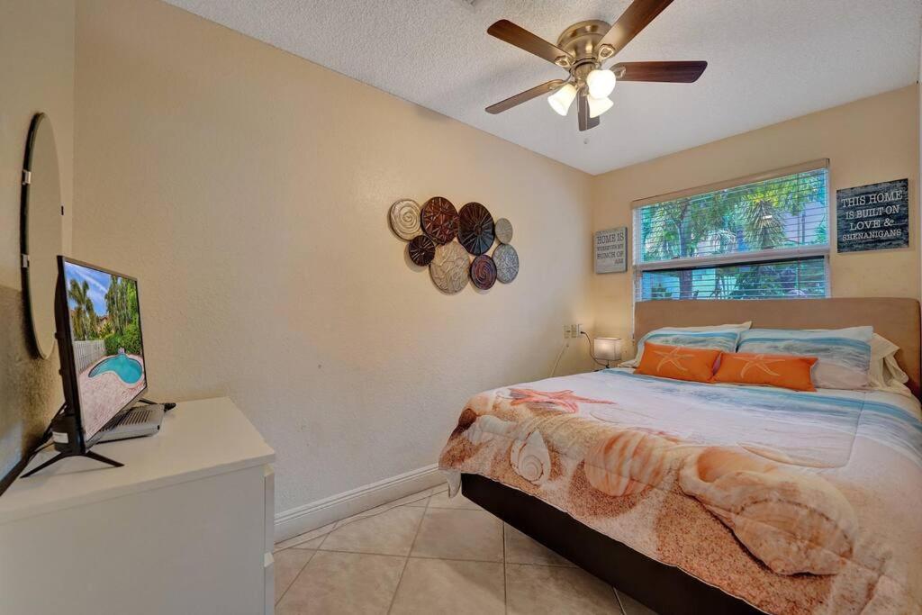 Blissful In Amazing Location With Heated Pool 3 Blocks To In Your Toes! Villa Fort Lauderdale