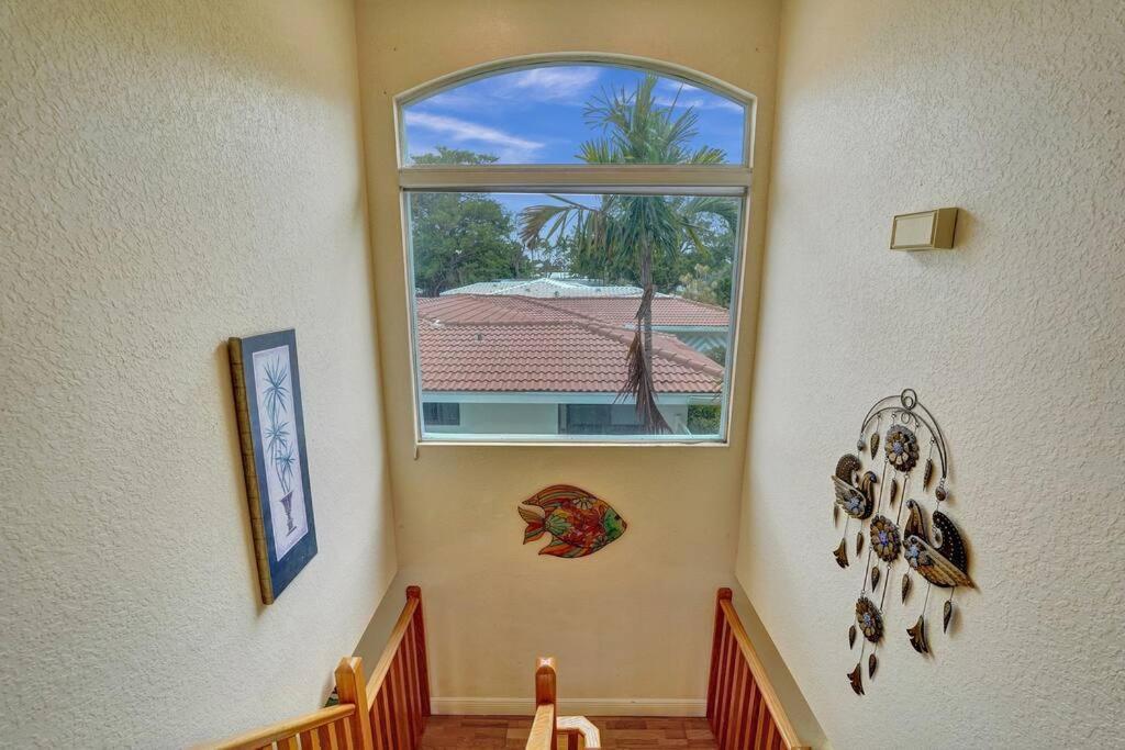Villa Blissful In Amazing Location With Heated Pool 3 Blocks To In Your Toes! Fort Lauderdale