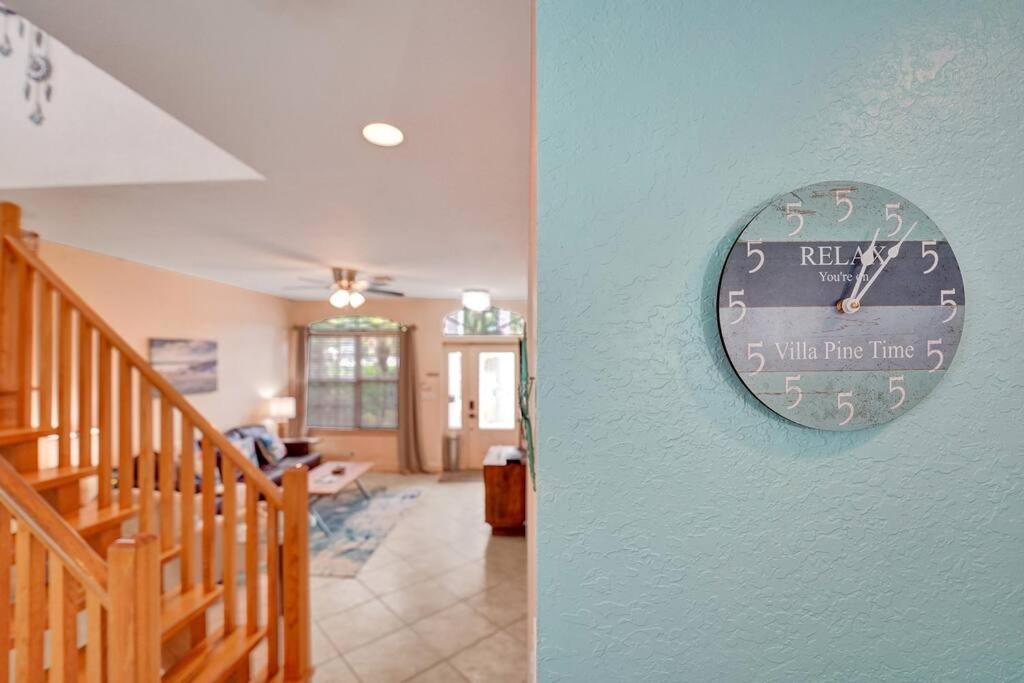 Blissful In Amazing Location With Heated Pool 3 Blocks To In Your Toes! Fort Lauderdale