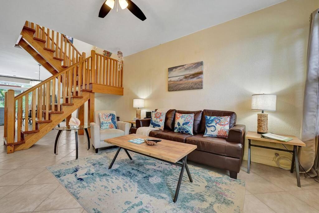 Villa Blissful In Amazing Location With Heated Pool 3 Blocks To In Your Toes! Fort Lauderdale