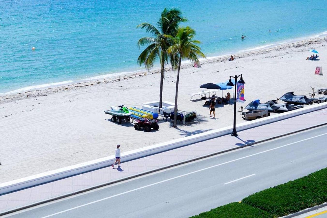 Luxury Beachfront By Pmi Holiday home Fort Lauderdale