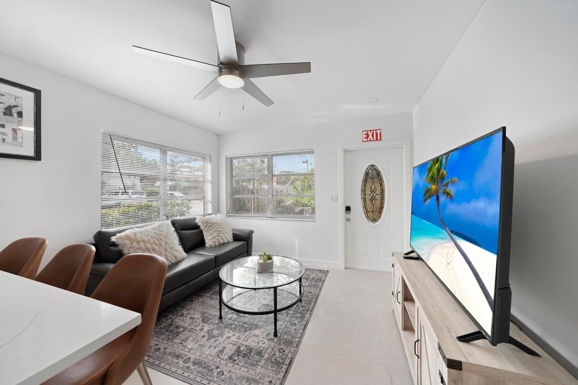 Lovely 1 Bedroom - Just Beachy By Pmi Apartment *