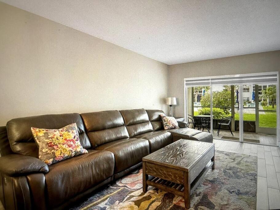 Apartment Charming Get-a-way At The Fort Lauderdale