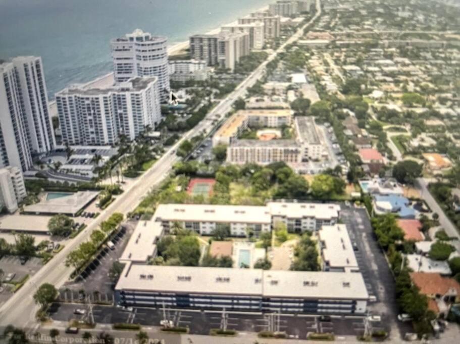 A Block From The Beach! Charming Get-a-way At The * Fort Lauderdale