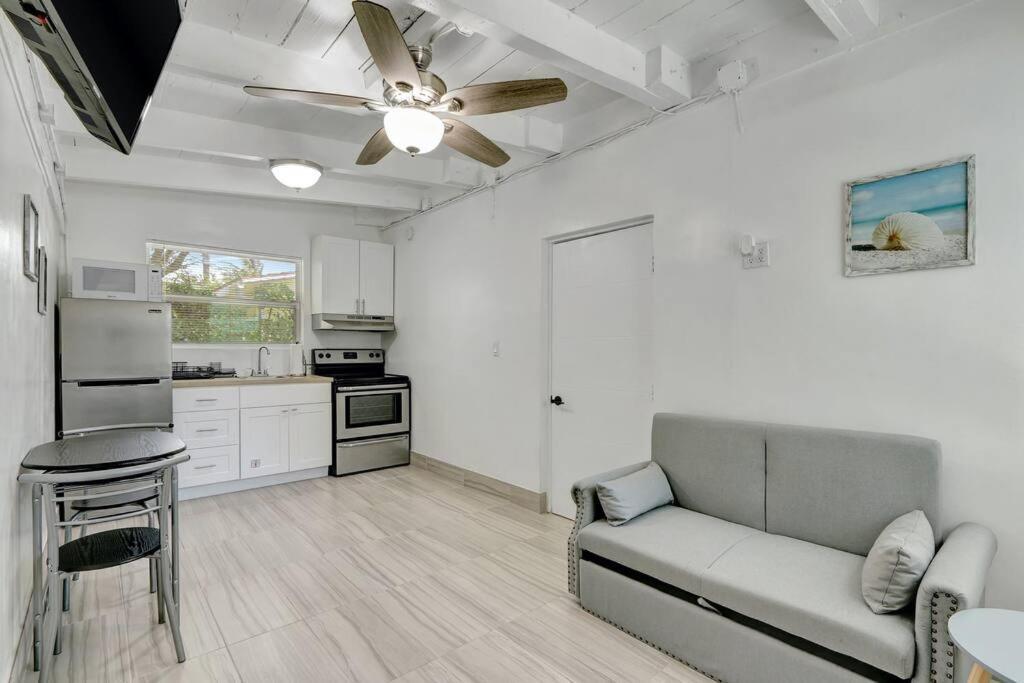 Charming 1br Hideaway In Lauderdale Fort Lauderdale
