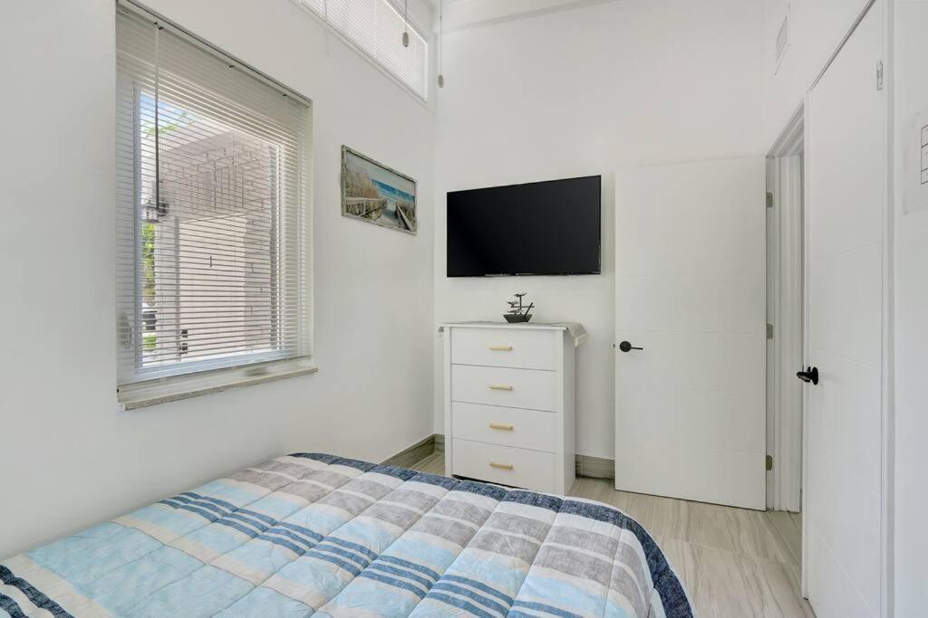 2br 1ba Near Nightlife And Fort Lauderdale