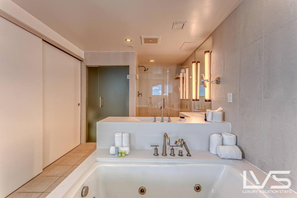 W Ftl 1509 Oceanview 2bed 2bath *