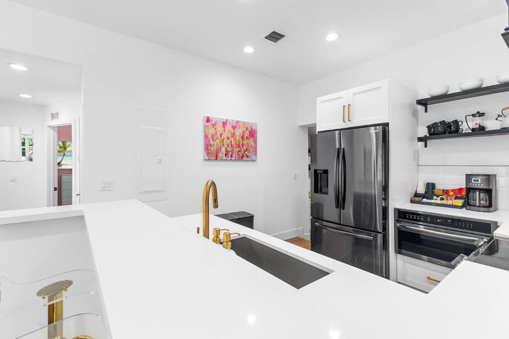 Holiday home Stylish 4-bedroom Near Downtown Lauderdale *