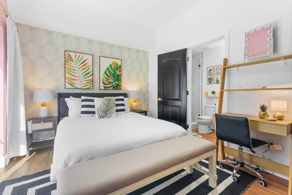 Stylish 4-bedroom Near Downtown Lauderdale * Fort Lauderdale