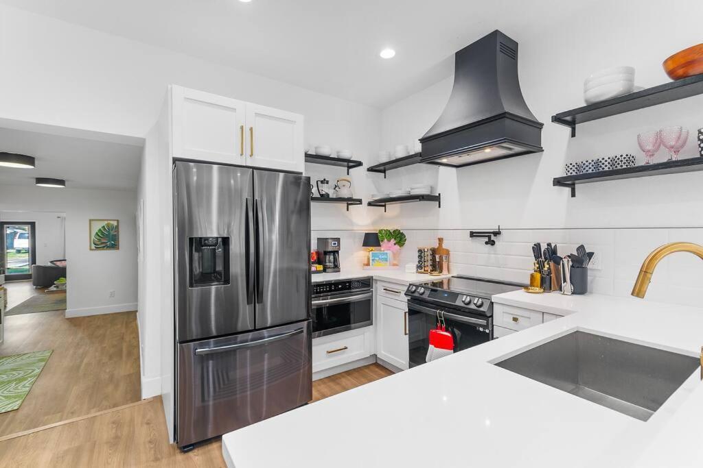 Stylish 4-bedroom Near Downtown Lauderdale Fort Lauderdale