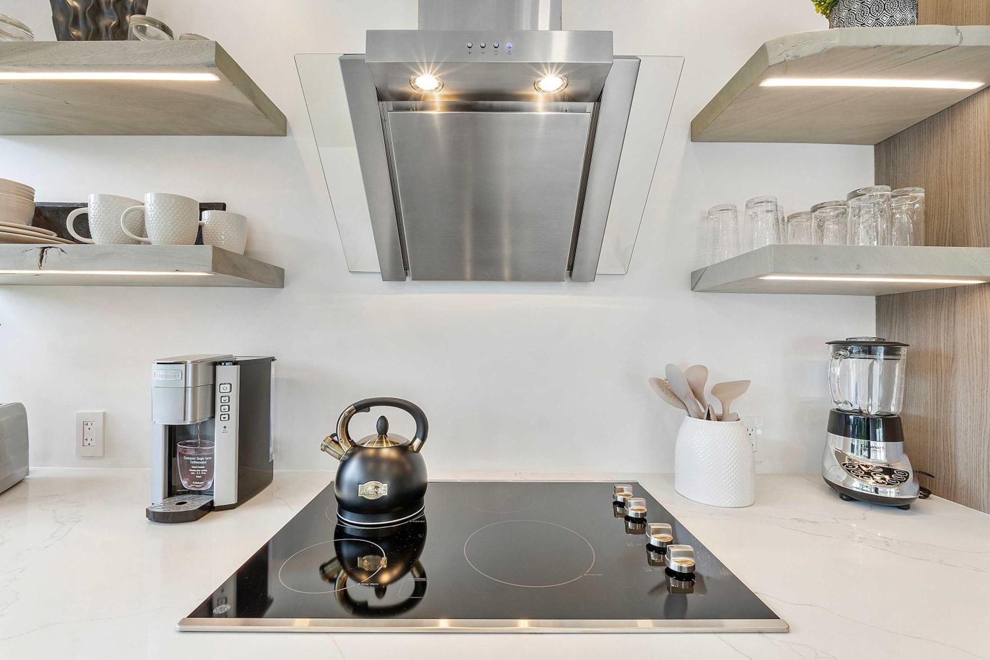 Lush Florida King Bed Studio - Dog Friendly Oasis Fort Lauderdale