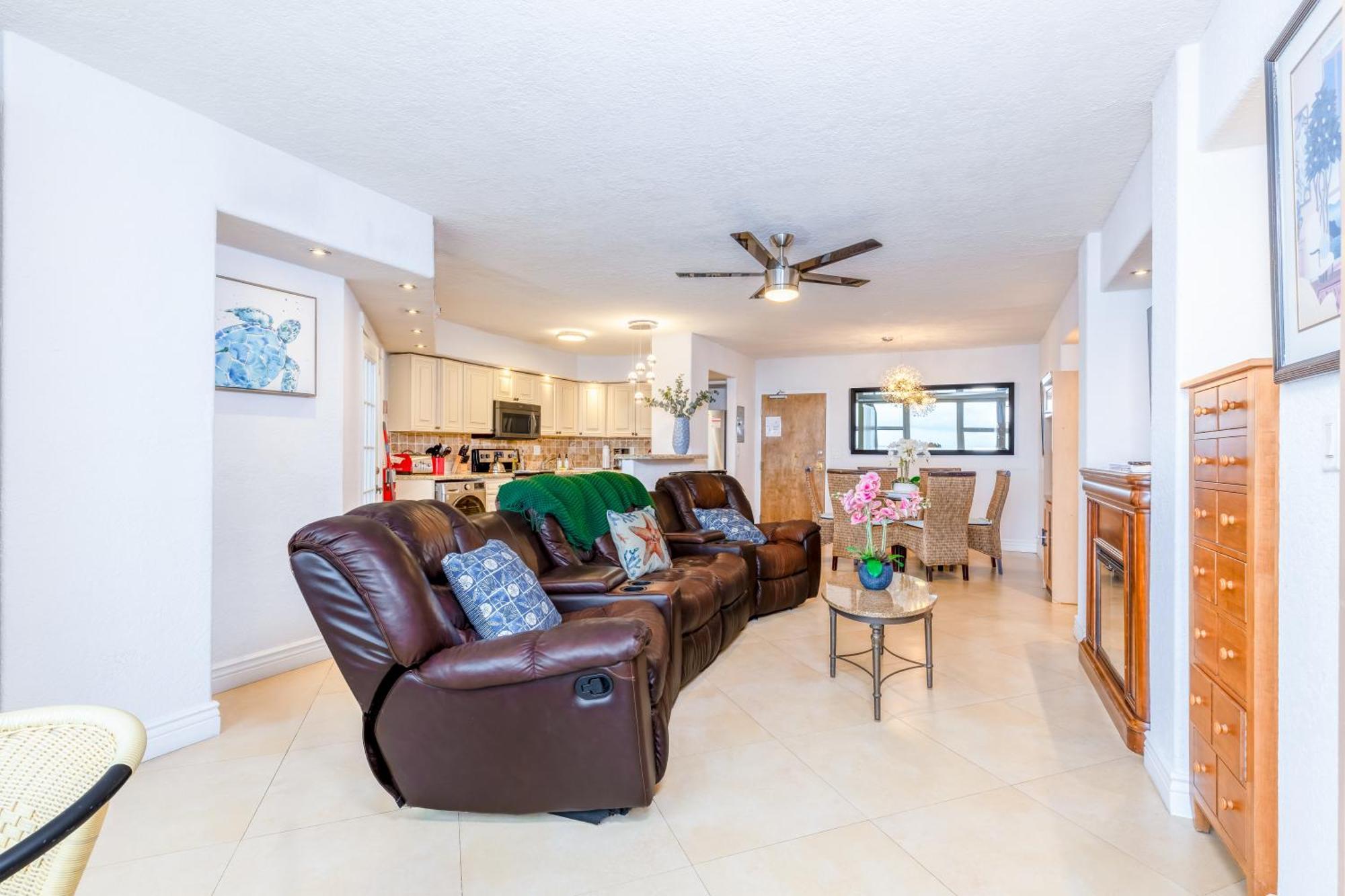Beachfront Luxury Pool L Sea View Holiday home Fort Lauderdale