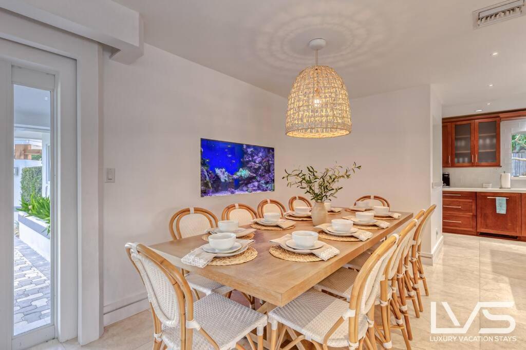 Holiday home Imperial- Waterfront Wlk2bch Heated Pool Fort Lauderdale