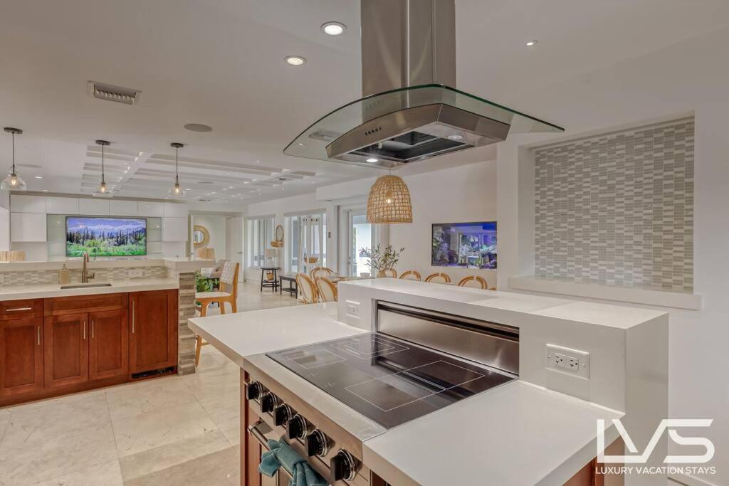 Holiday home Imperial- Waterfront Wlk2bch Heated Pool Fort Lauderdale