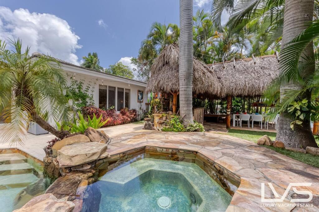 Imperial- Waterfront Wlk2bch Heated Pool
