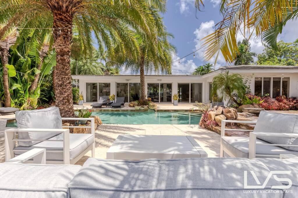 Imperial- Waterfront Wlk2bch Heated Pool