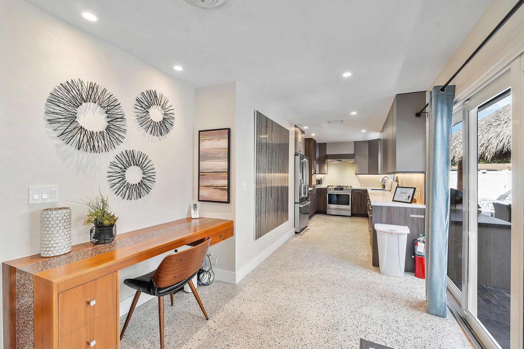 Modern In Ftl Hot Tub & Dogs Welcome Fort Lauderdale