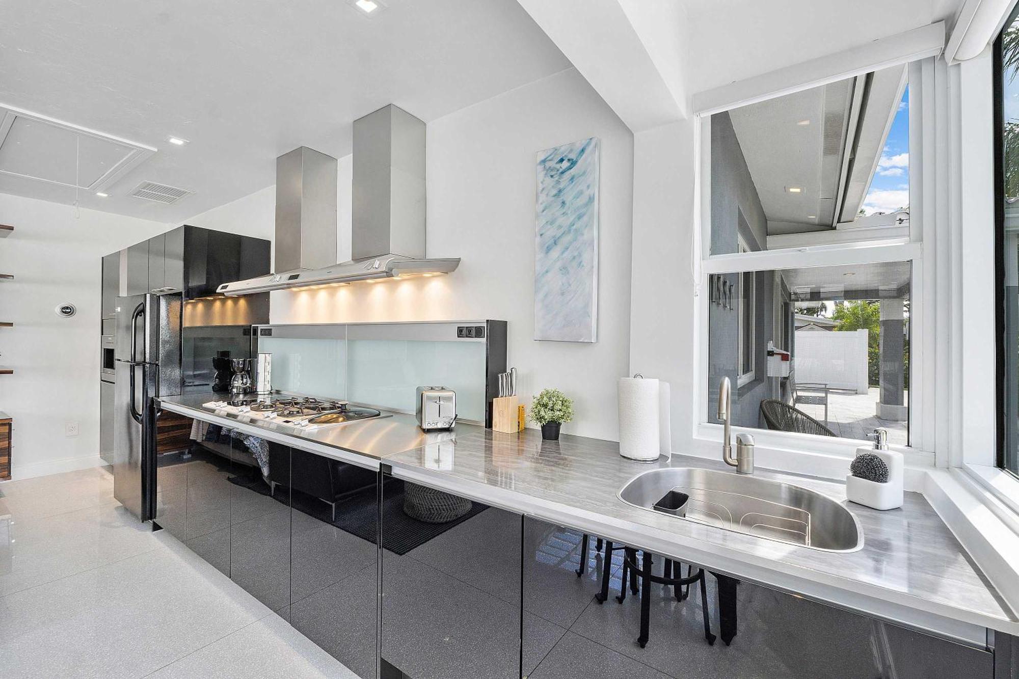 Holiday home Modern In Ftl Hot Tub & Dogs Welcome *