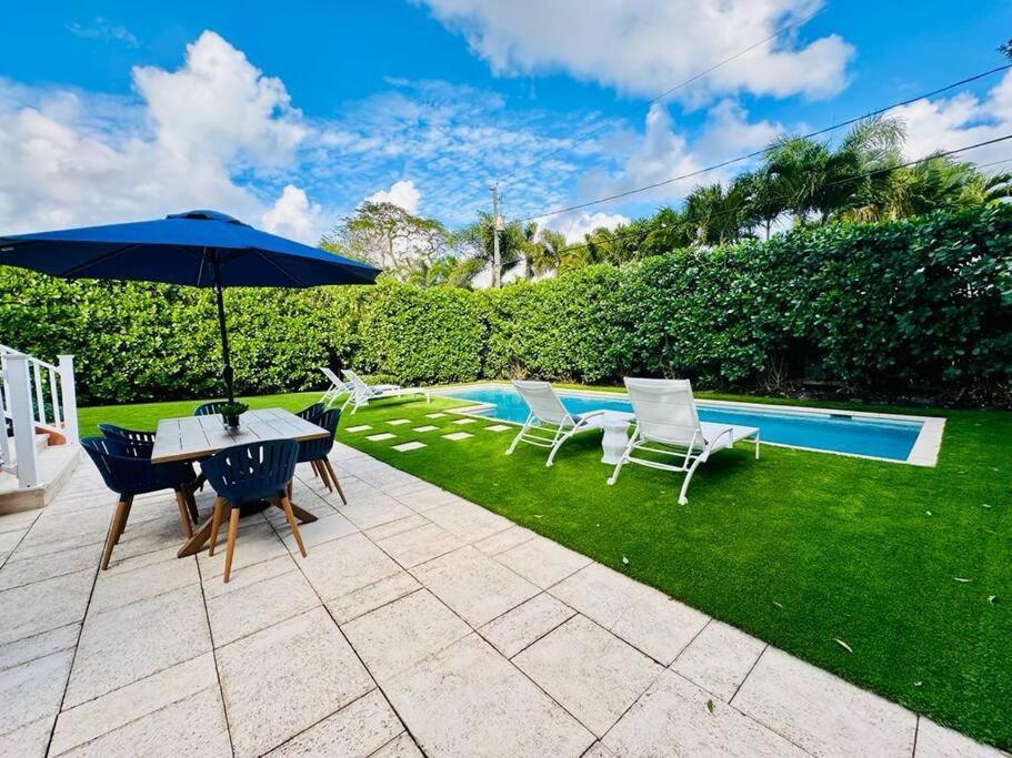Villa Gorgeous Olas - Heated Pool, Close To Fort Lauderdale