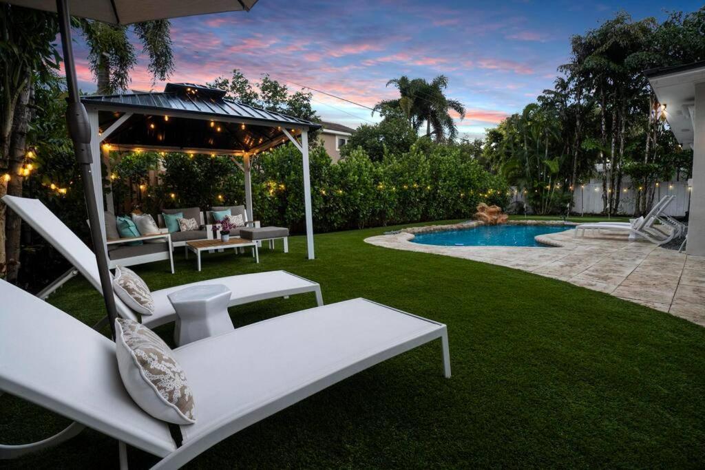 Haven Heated Pool, Hot Tub,mini Golf, Villa